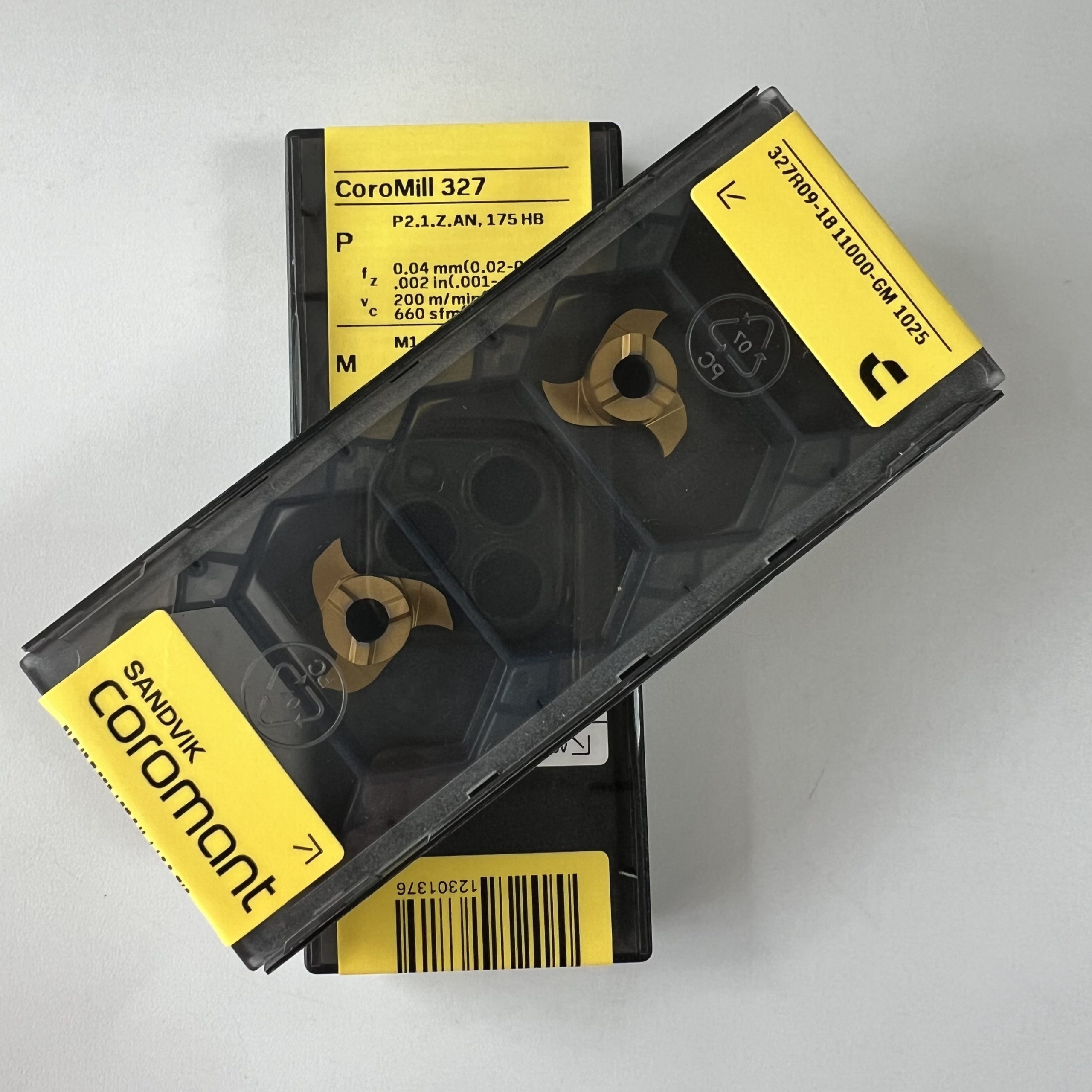 sandvik / 327r09 1811000 gm 1025