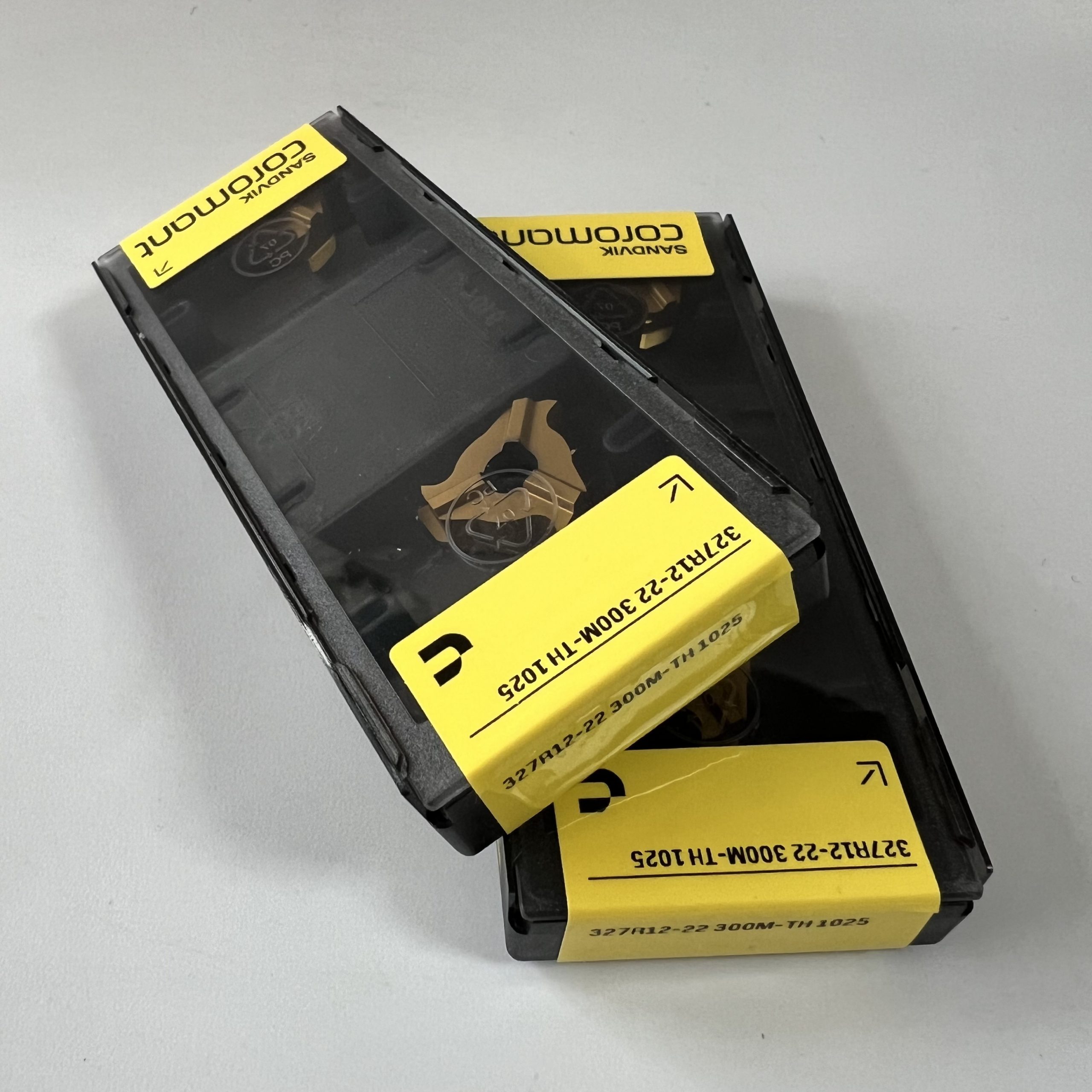 sandvik / 327r12 22300m th 1025