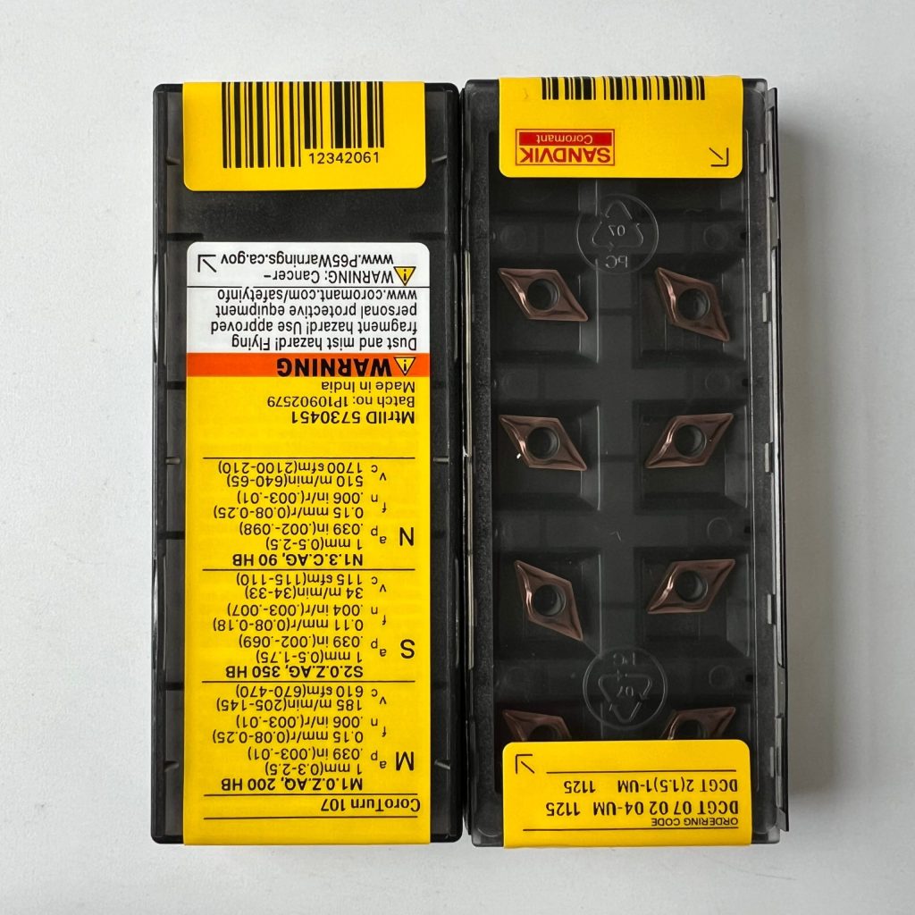SANDVIK / DCGT070204-UM 1125 / 10 pcs