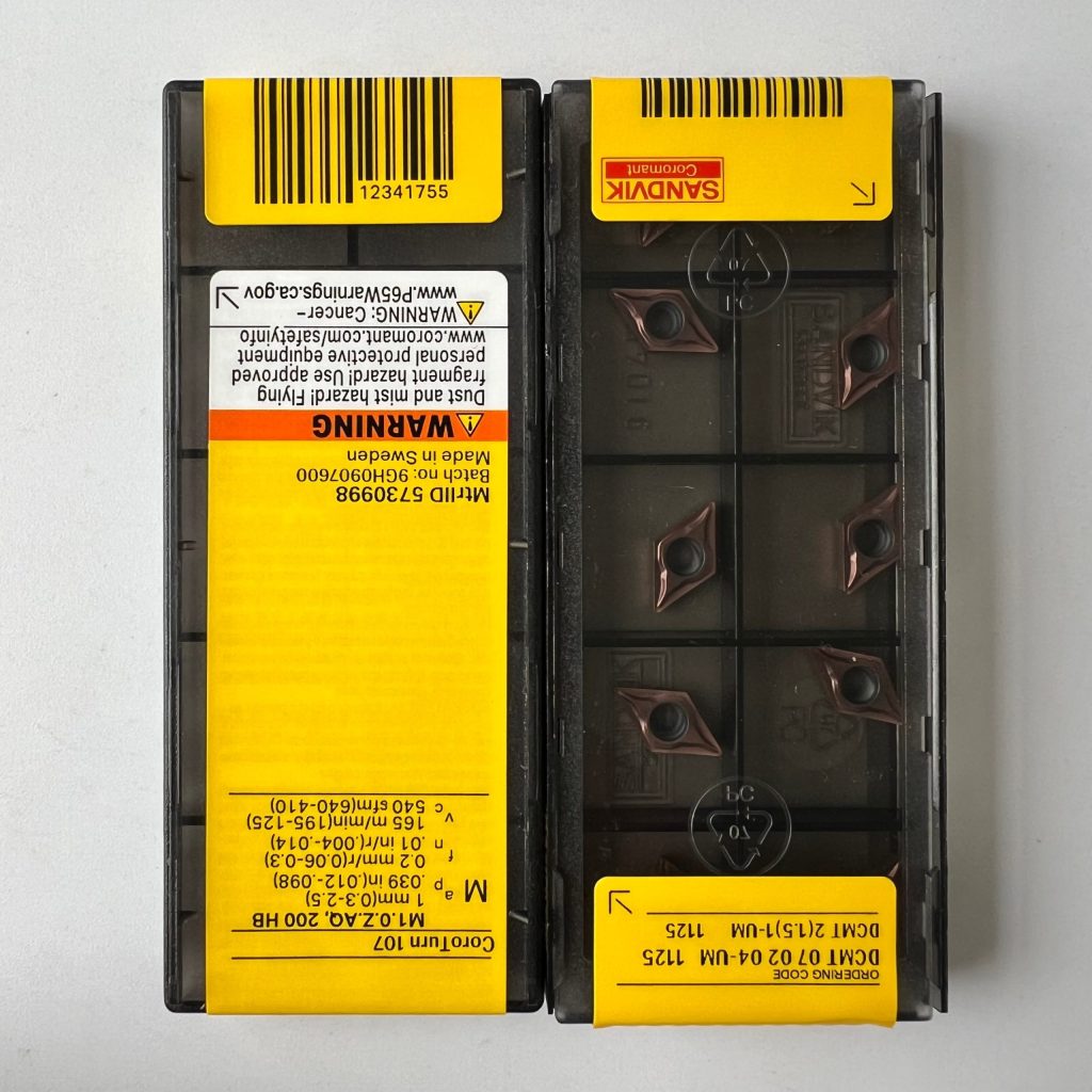 SANDVIK / DCMT070204-UM 1125 / 10 pcs