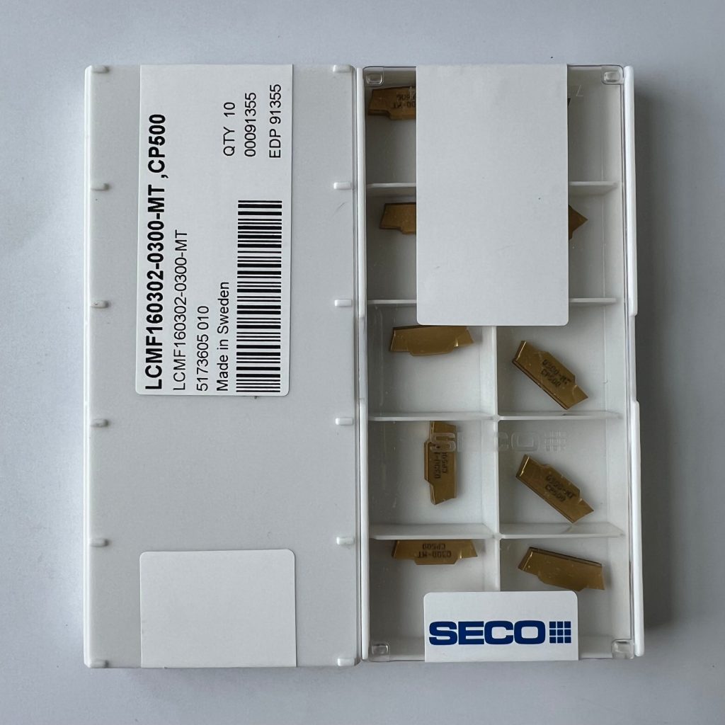 SECO / LCMF160302-0300-MT,CP500 / 10 pcs