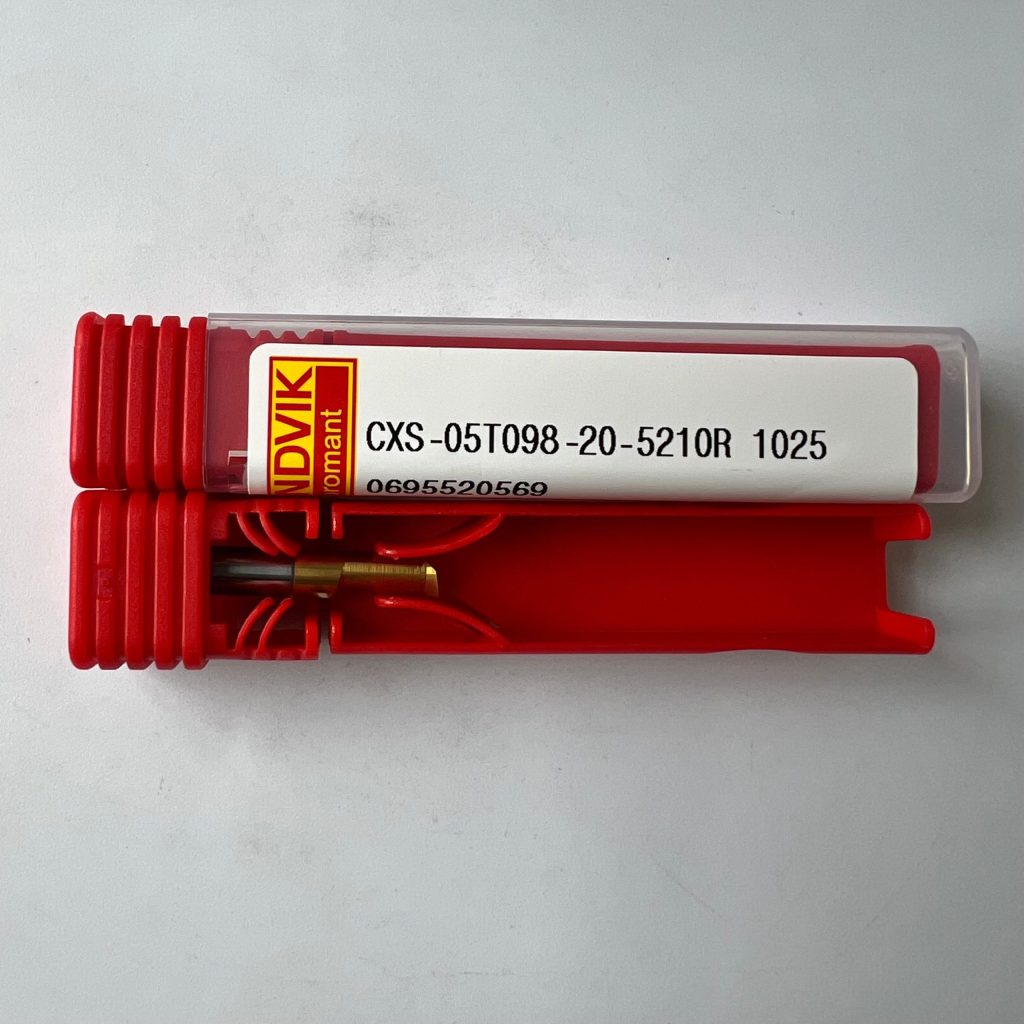 SANDVIK / CXS-05T098-20-5210R 1025 / 1 pcs