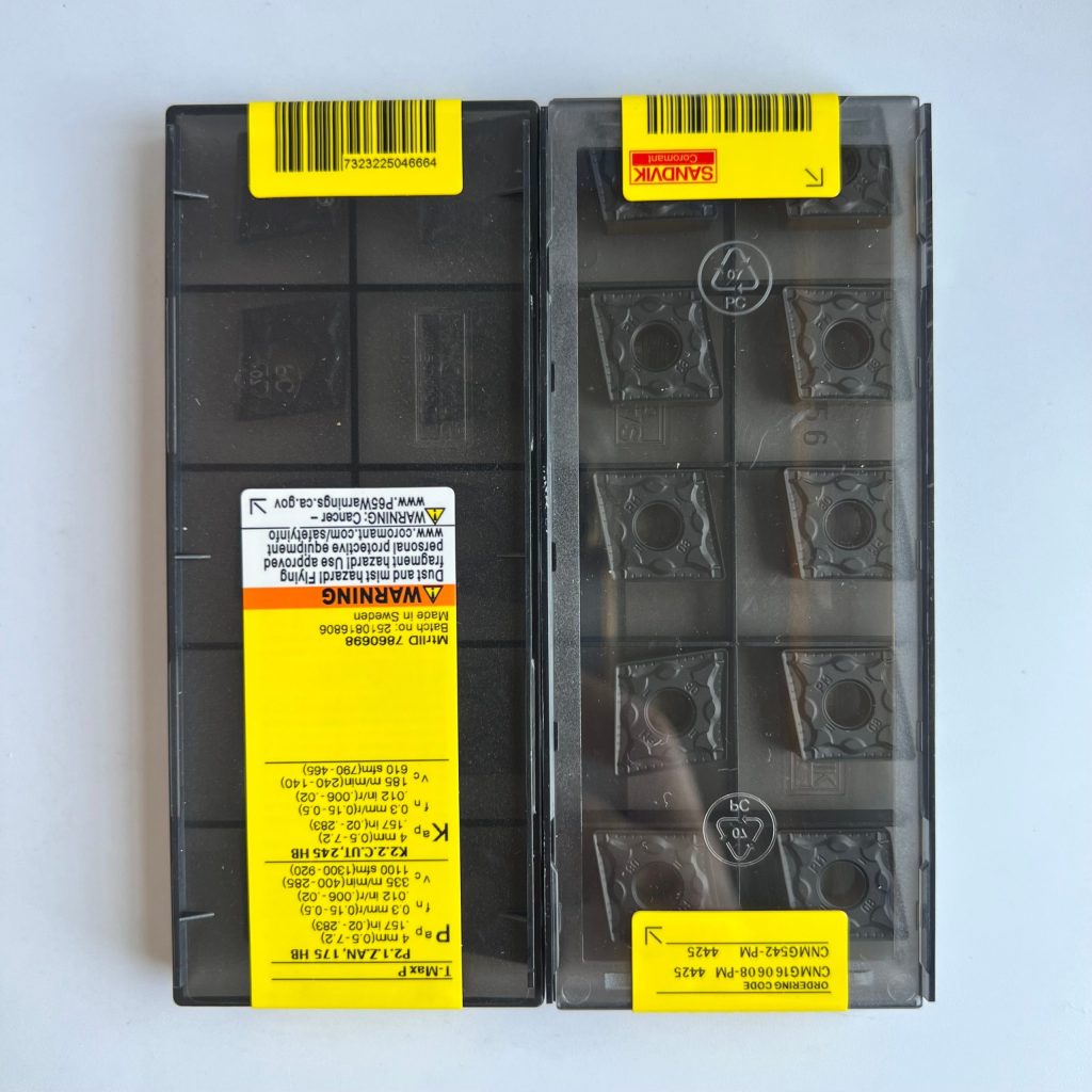 SANDVIK / CNMG160608-PM 4425 / 10 pcs