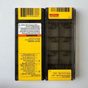 SANDVIK / DCMT070204-UM 4425 / 10 pcs