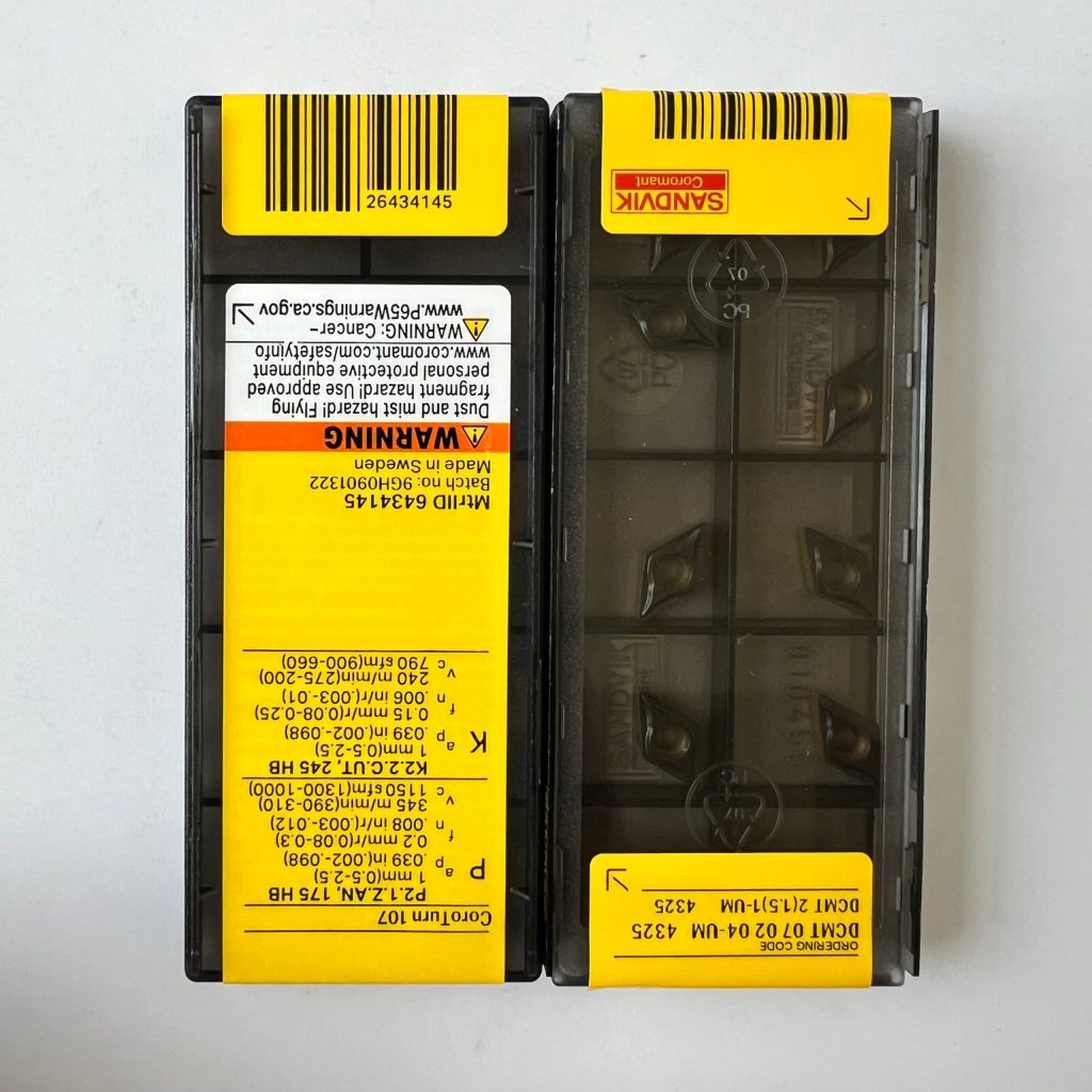 SANDVIK / DCMT070204-UM 4325 / 10 pcs