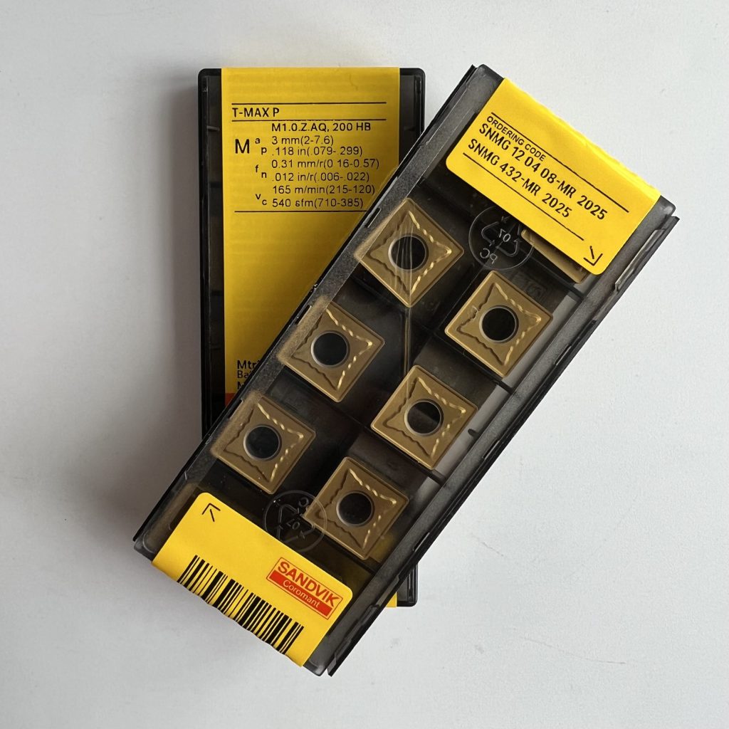 SANDVIK / SNMG120408-MR 2025 / 10 pcs