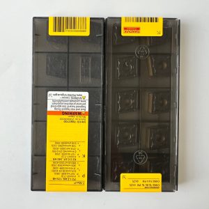 SANDVIK / CNMG160616-PM 4425 / 10 pcs