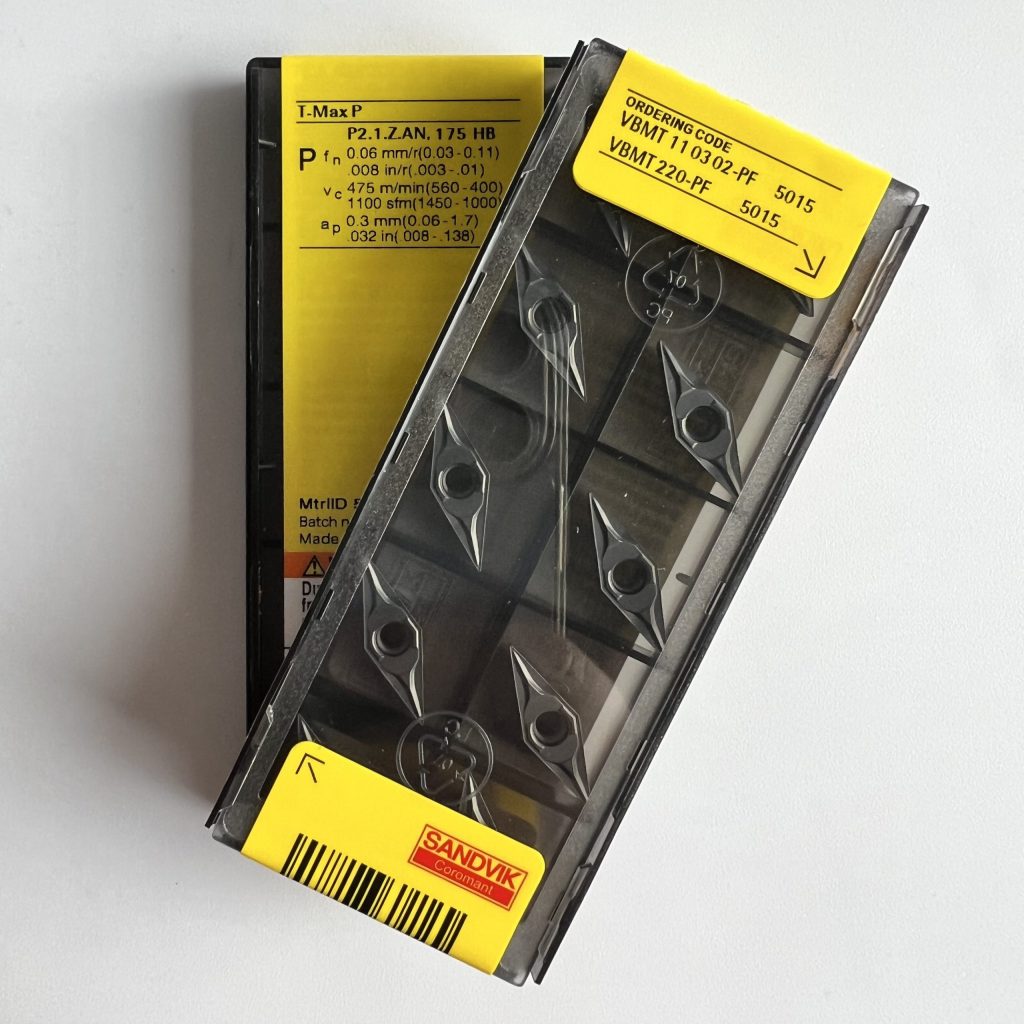 SANDVIK / VBMT110302-PF 5015 / 10 pcs
