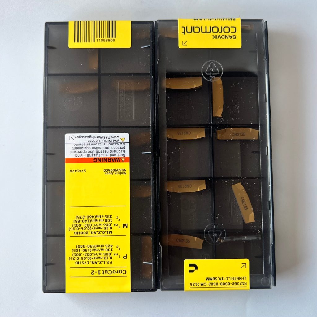 SANDVIK / R123G2-0300-0502-CM 2135 / 10 pcs