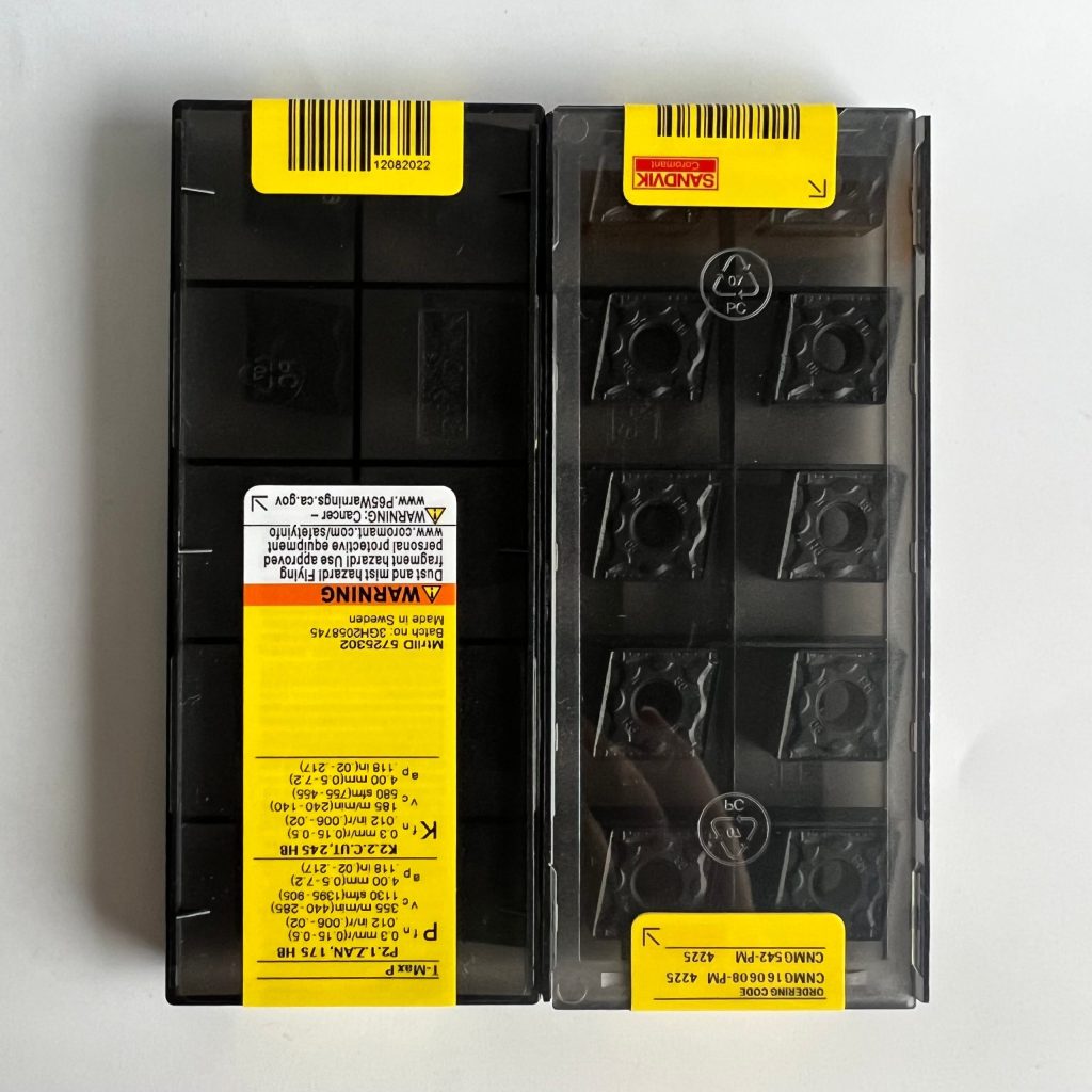 SANDVIK / CNMG160608-PM 4225 / 10 pcs