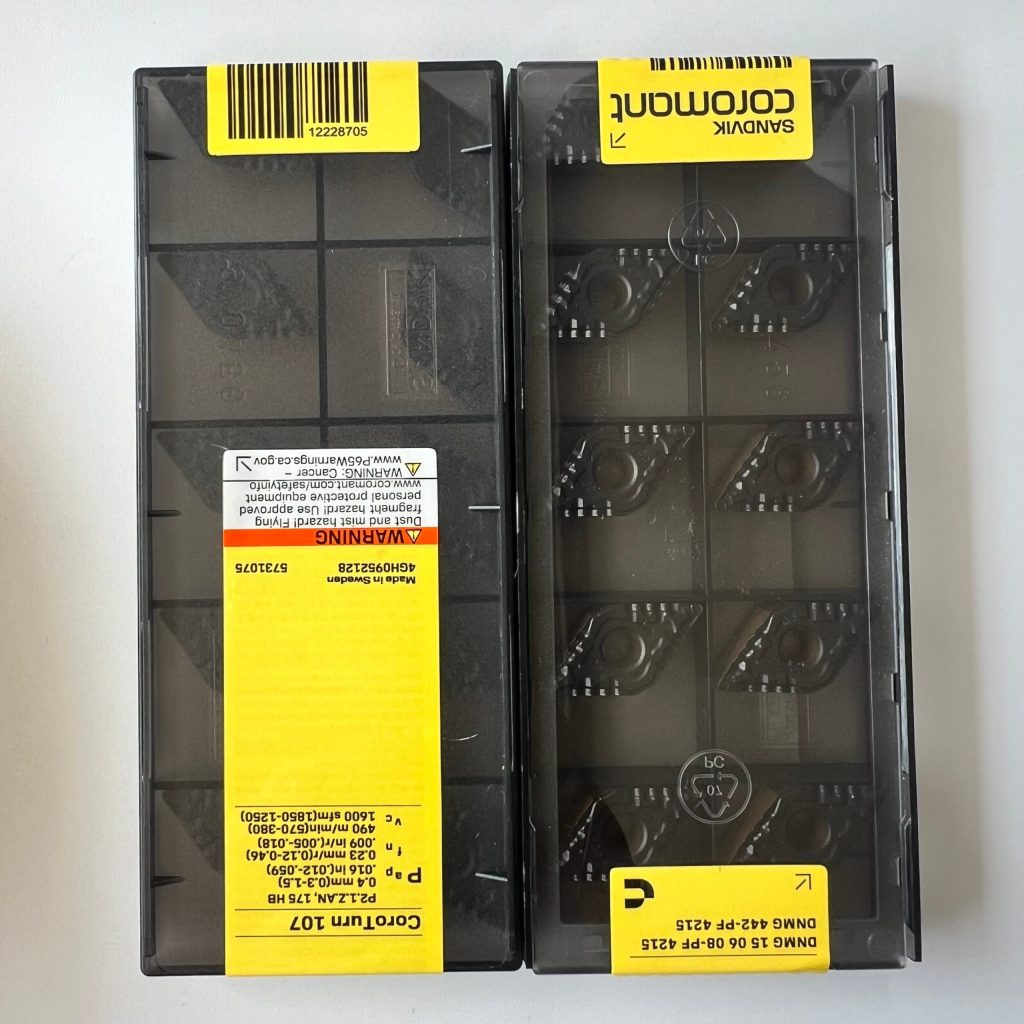 SANDVIK / DNMG150608-PF 4215 / 10 pcs