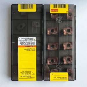 SANDVIK / R390-180612M-KM 1020 / 10 pcs