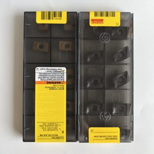 SANDVIK / R390-180612M-KM 3040 / 10pcs