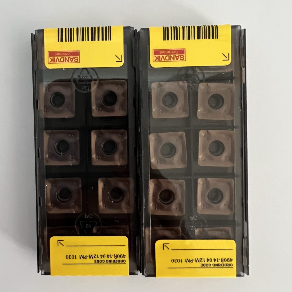 SANDVIK / 490R-140412M-PM 1030 / 10pcs