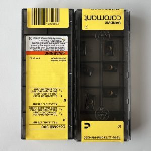 SANDVIK / R390-11T304M-PM 4220 / 10pcs