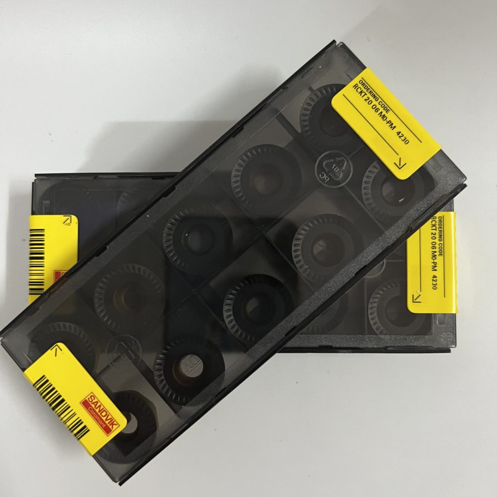 SANDVIK / RCKT 2006MO-PM 4230 / 10pcs
