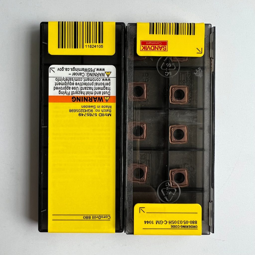 SANDVIK / 880-050305H-C-GM 1044 / 10 pcs
