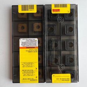 SANDVIK / R245-18T6M-PM 4220 / 10 pcs