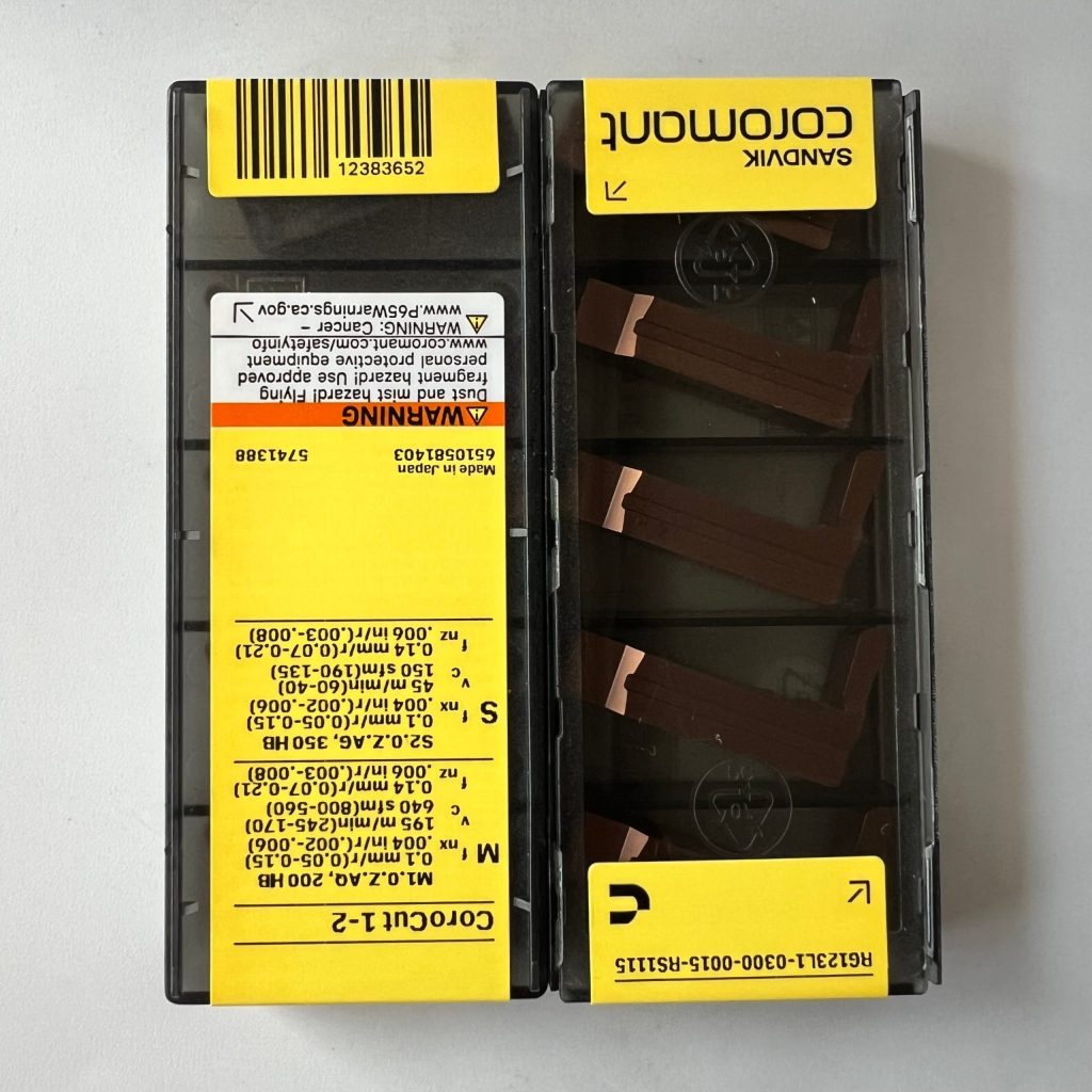 SANDVIK / RG123L1-0300-0015-RS 1115 / 5 pcs