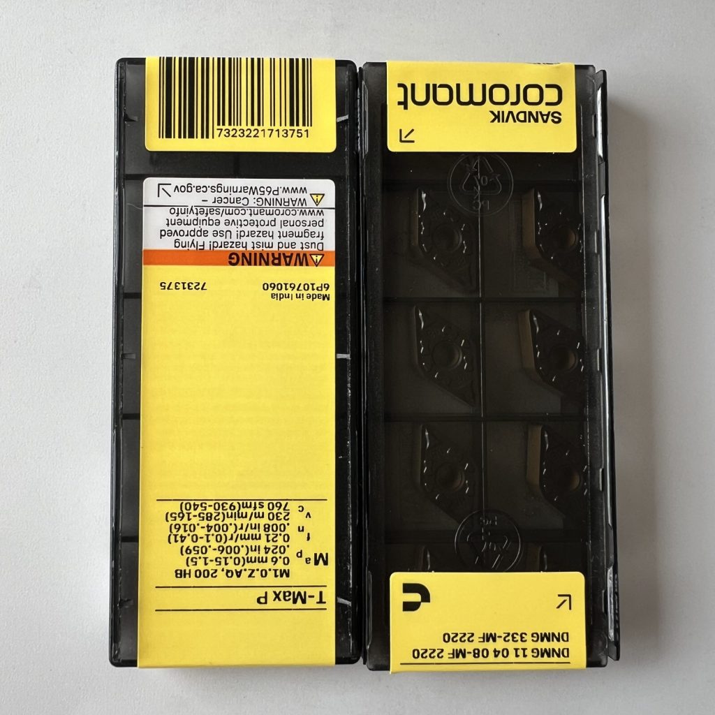 SANDVIK / DNMG110408-MF 2220 / 10 pcs