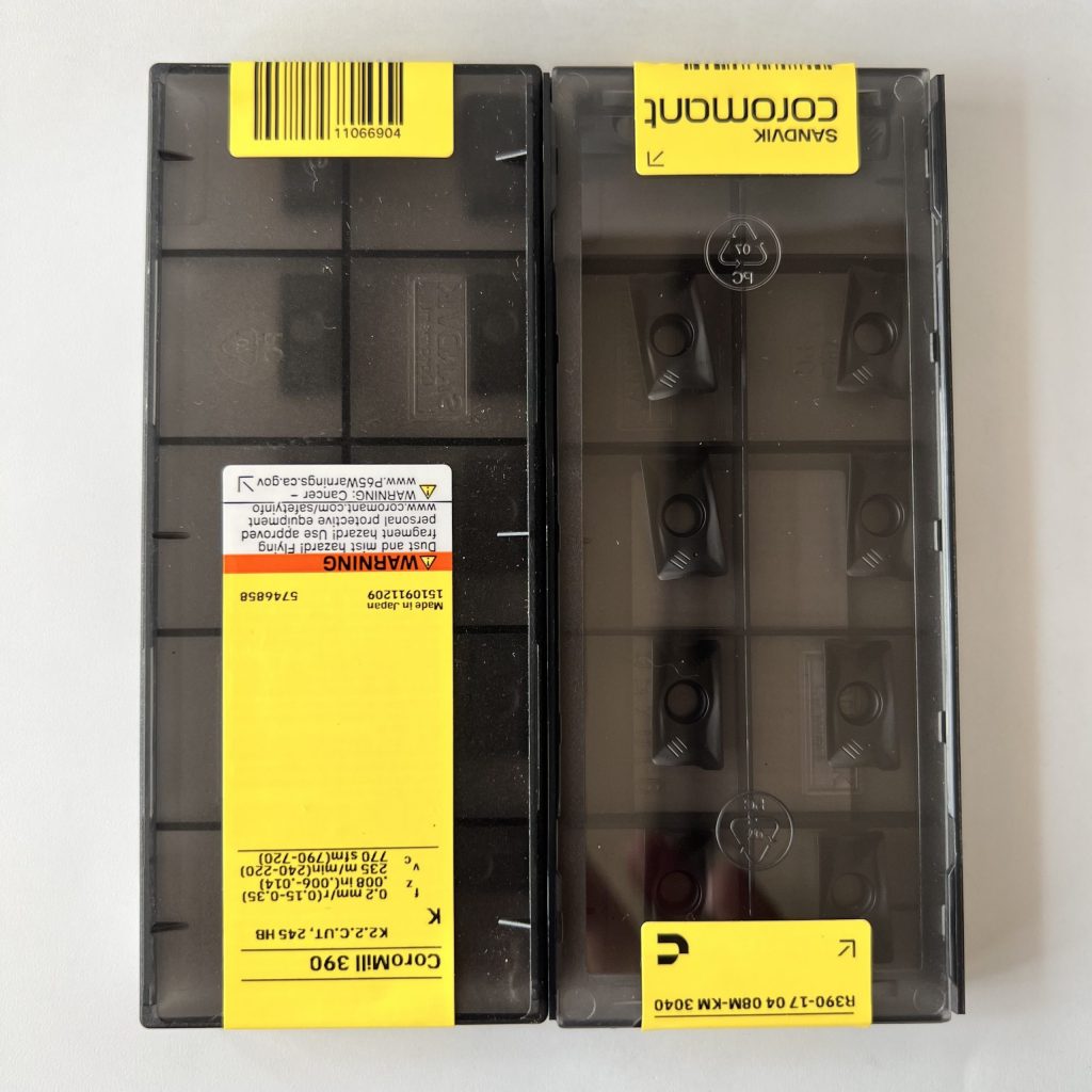 SANDVIK / R390-170408M-KM 3040 / 10 pcs