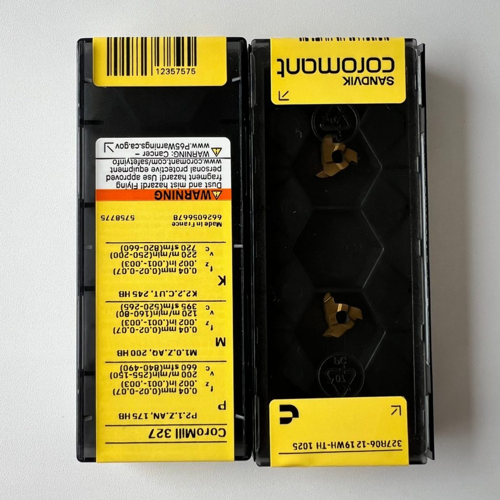 SANDVIK / 327R06-1219WH-TH 1025 / 2 pcs