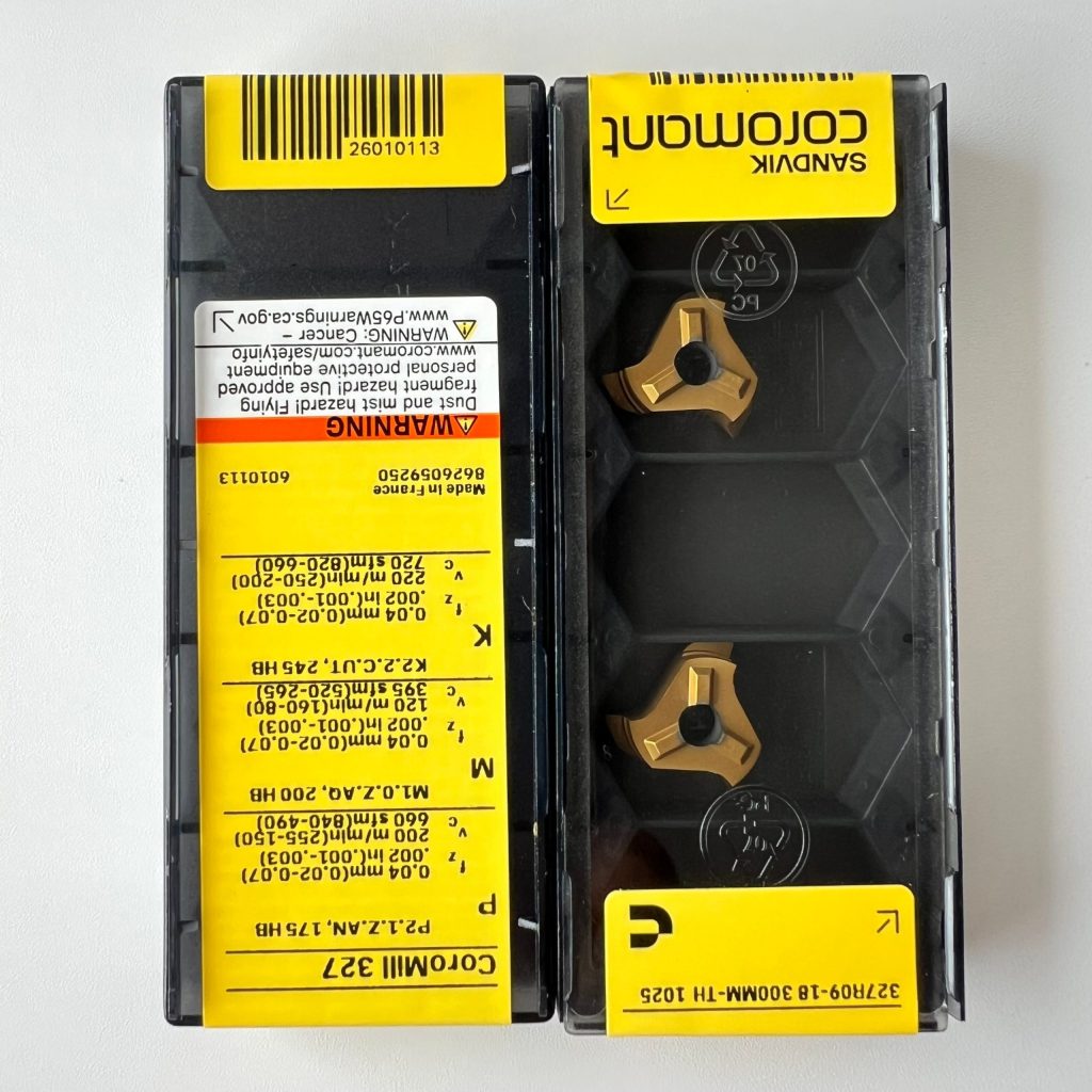 SANDVIK / 327R09-18300MM-TH 1025 / 2 pcs